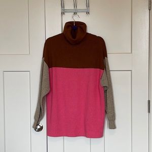 Color block free people sweater